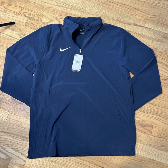NWT mens NIKE lightweight coach sleeved jacket size MEDIUM in Navy Blue - Picture 1 of 4